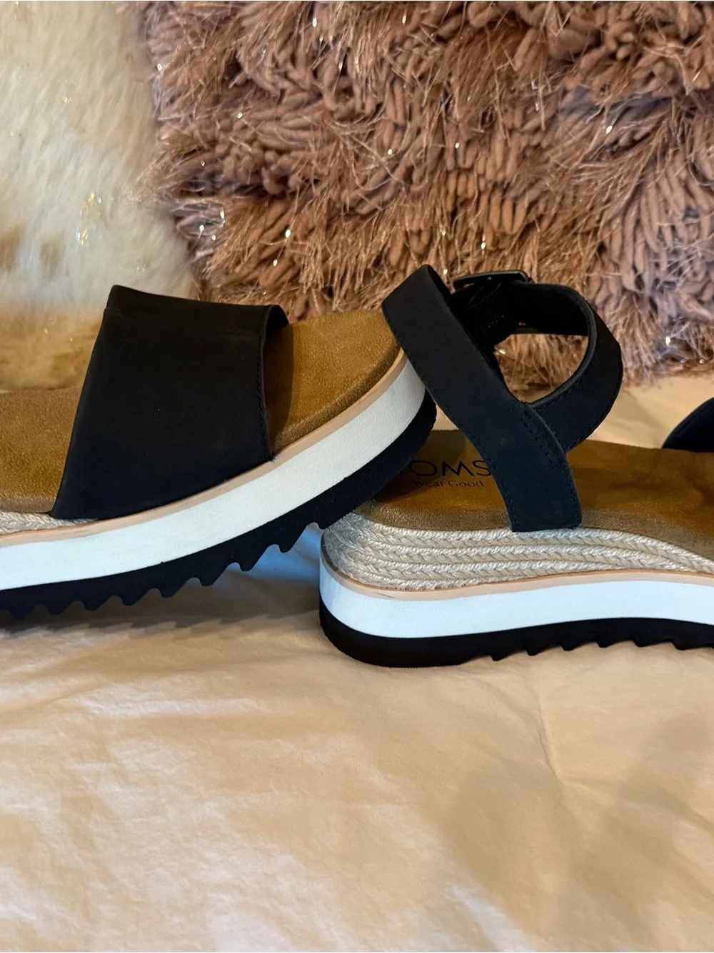 Toms black leather